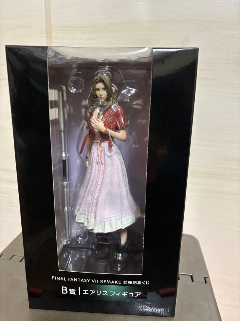 新品未開封 FF7リメイク 発売記念くじ B 賞 エアリス フィギュア