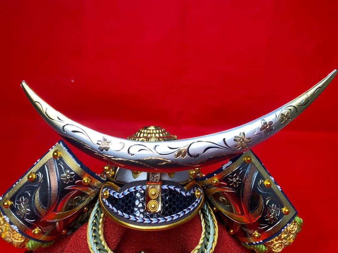 東京久月　五月人形　伊達政宗　兜飾り・甲冑師：玉鳳　作