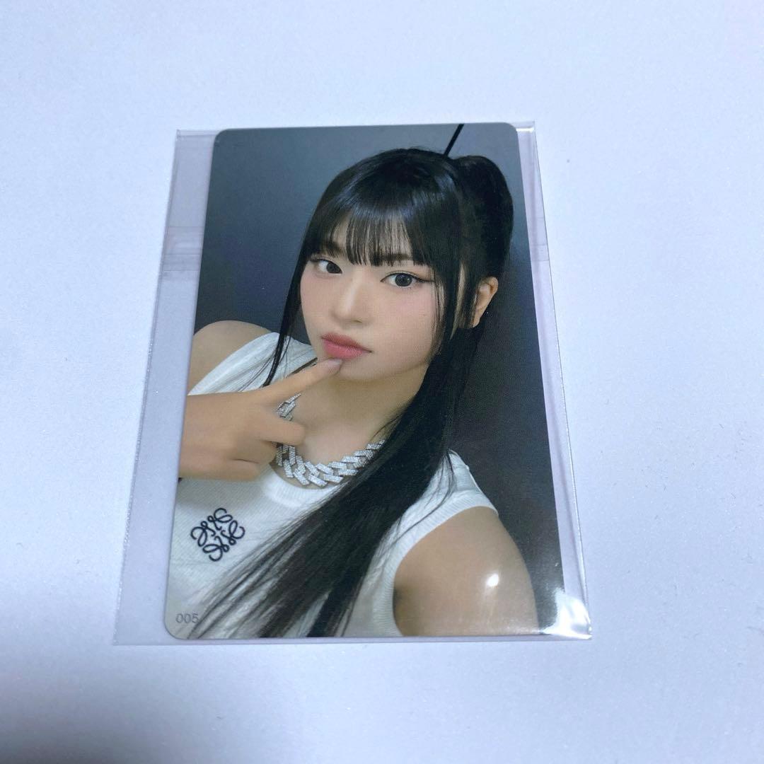 匿名配送❣️7000円以上 グッズ購入特典村上璃杏 サイン入りトレカ