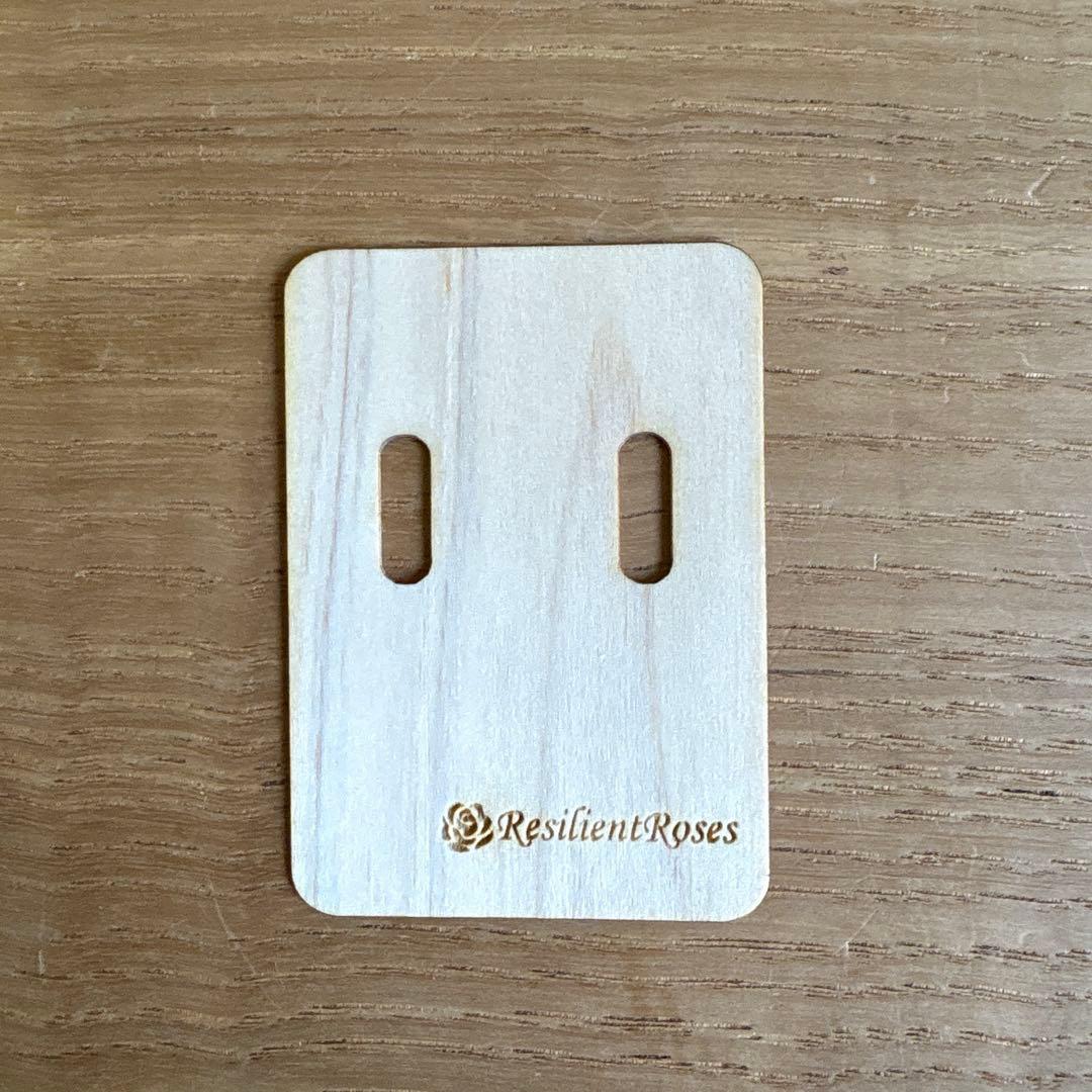 うるみな　ピアス台紙