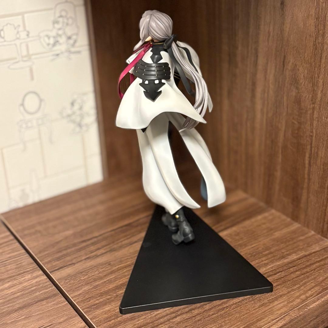 フェリド・バートリー ノンスケールPVC塗装済みフィギュア 終わりのセラフ