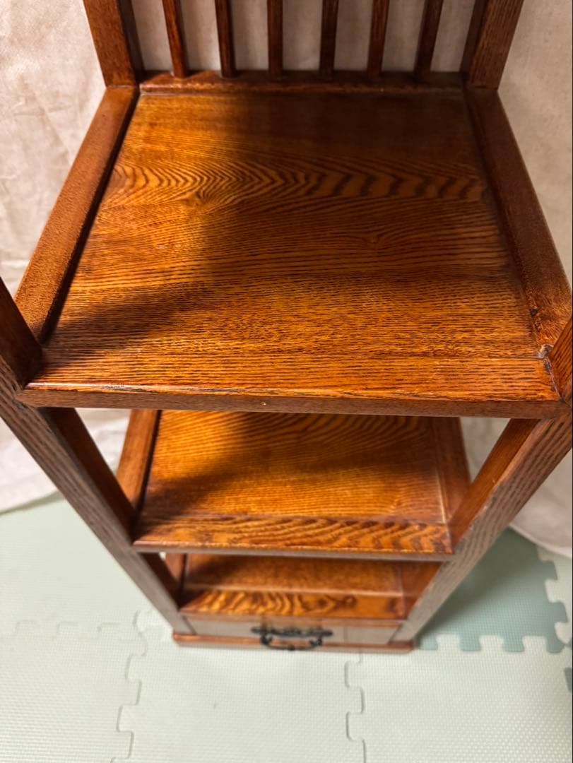 レトロ　アンティーク　3段棚　飾り棚　シェルフ