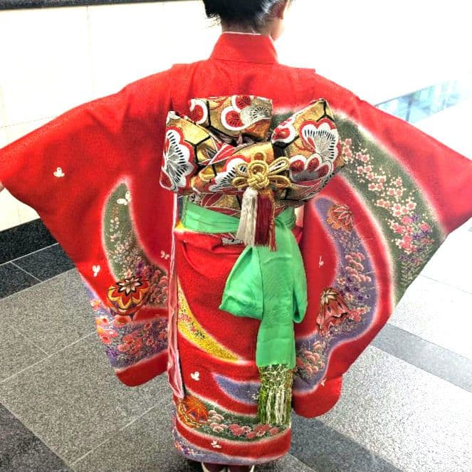 七五三フルセット　七歳　鞠文　美品　金彩加工　正絹他　赤