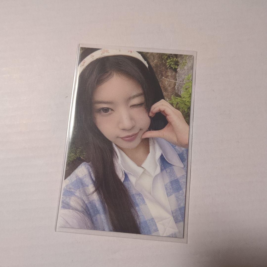 illit 韓国 ファンコン グリットゾーン トレカ モカ glitterday - メルカリ