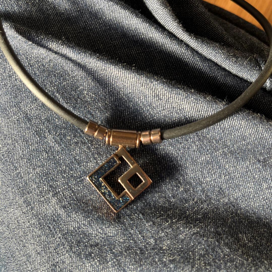 人気スポーツネックレス　野球ほか