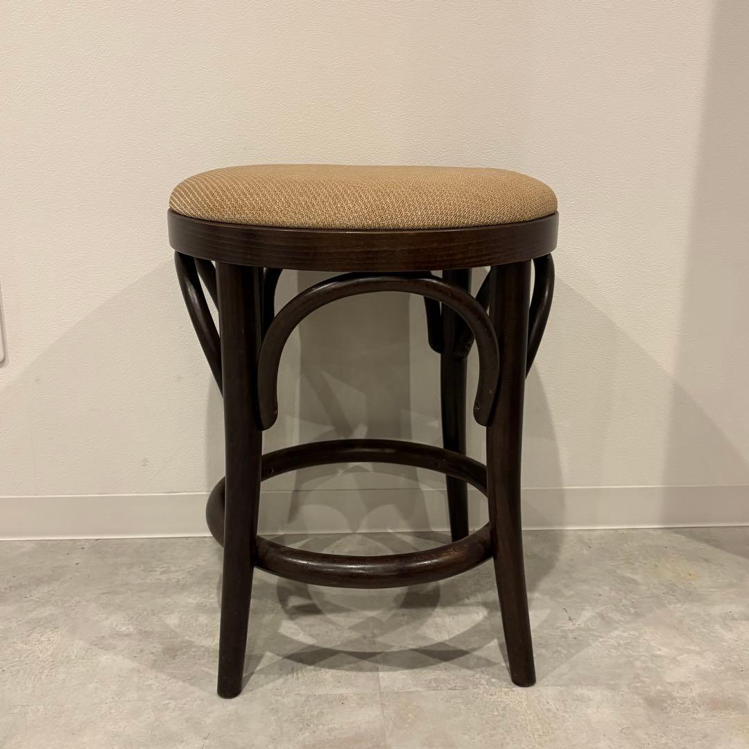 TON ベントウッド　曲木　スツール　チェコ