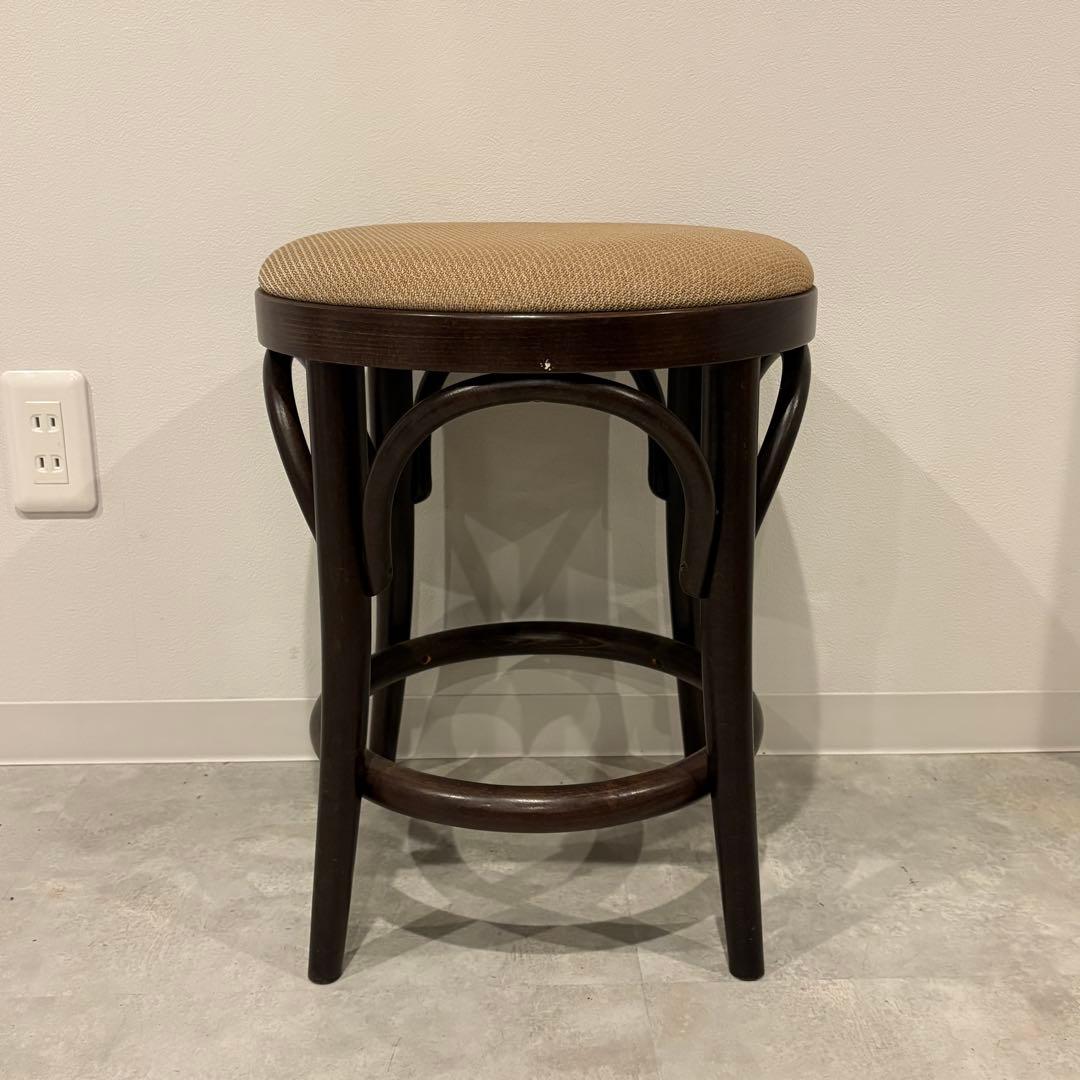 TON ベントウッド　曲木　スツール　チェコ