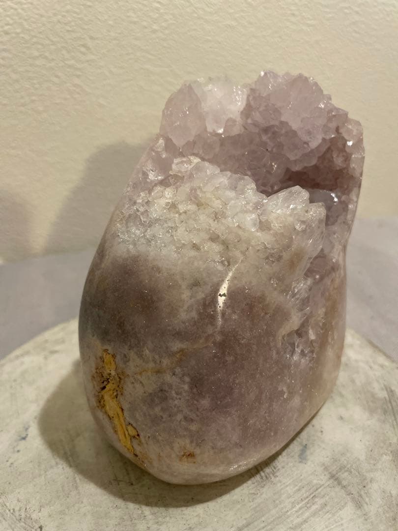 【希少】ピンクアメジストフリーフォーム　ジオード天然石置物　ブラジル 818g