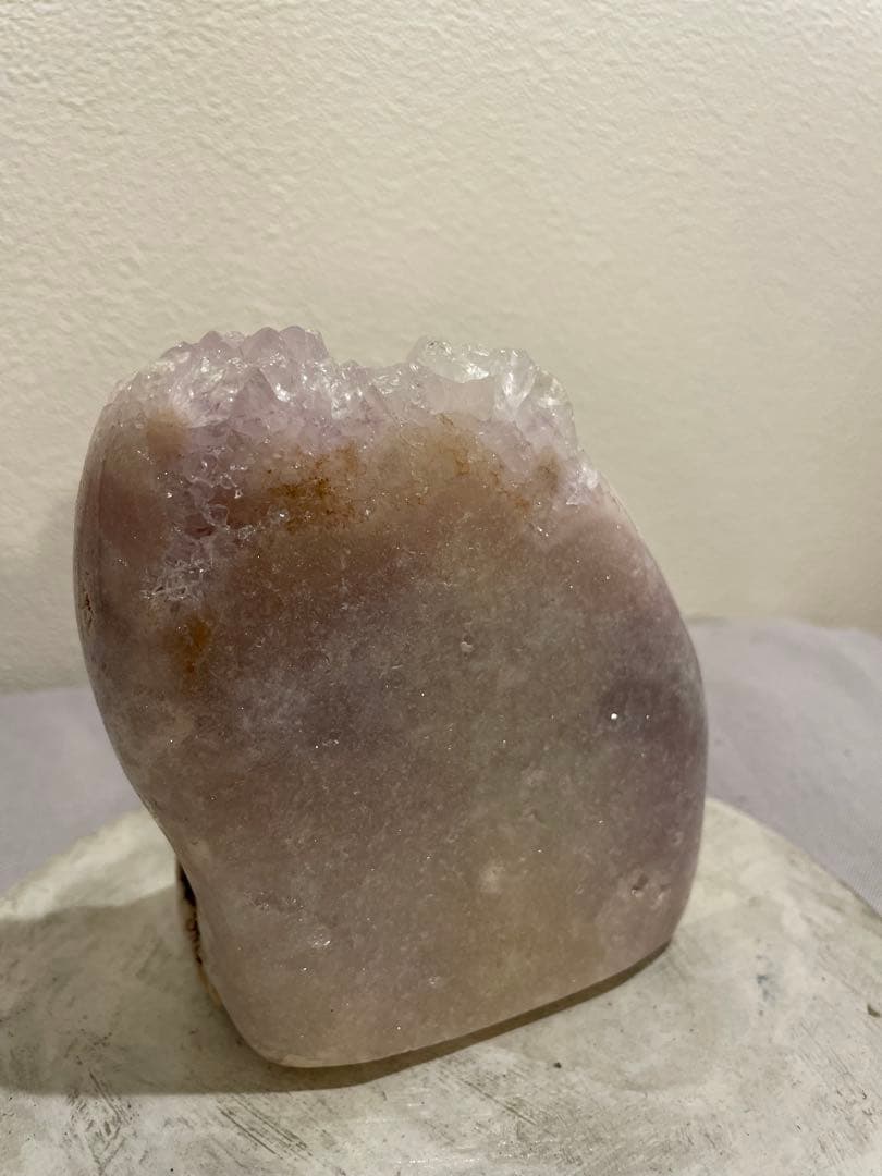 【希少】ピンクアメジストフリーフォーム　ジオード天然石置物　ブラジル 818g