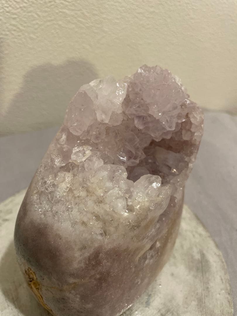 【希少】ピンクアメジストフリーフォーム　ジオード天然石置物　ブラジル 818g