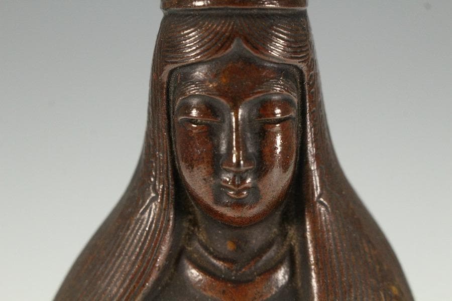 古備前 観音菩薩像 葡萄木敷き板(K-A645) - メルカリ