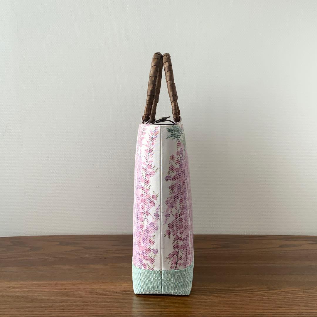 大島紬　満開の藤の花　リメイク　胡桃皮ハンドルバッグ