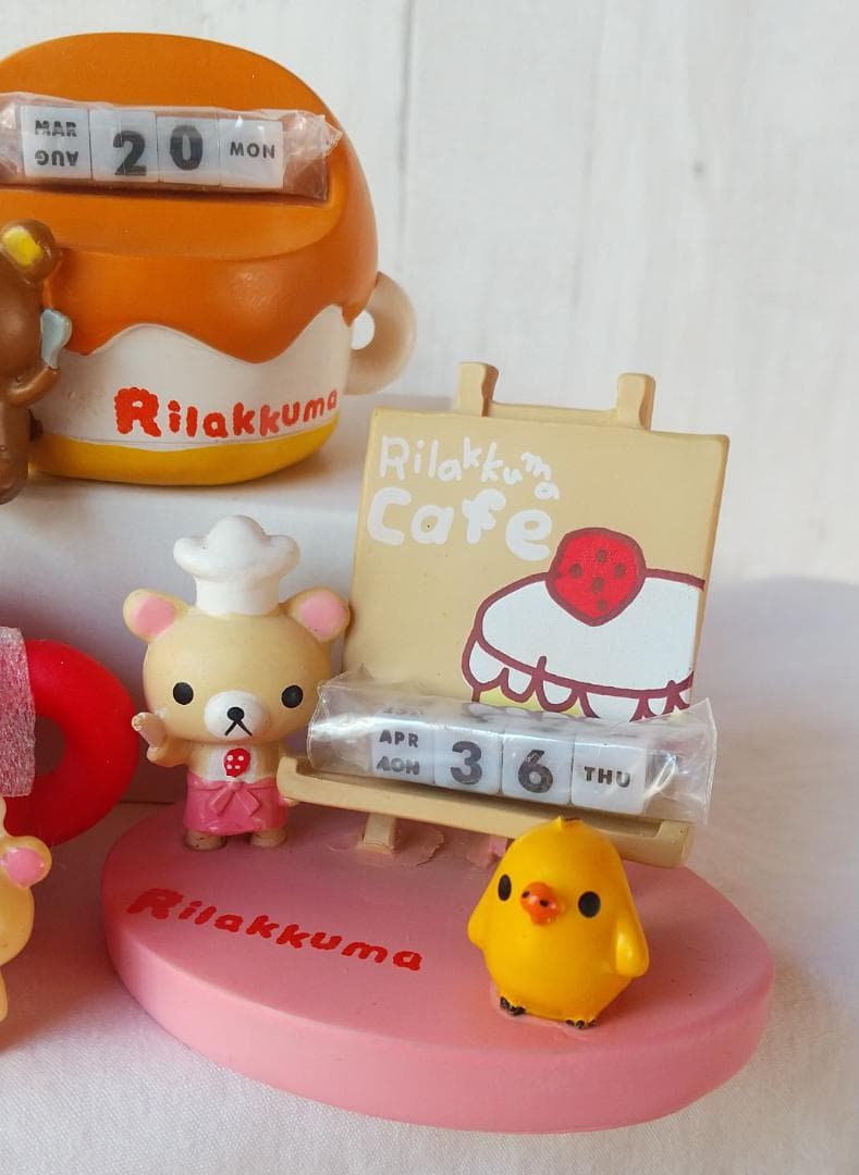 リラックマ　コリラックマ　小物入れ　万年カレンダー　カフェ　置物