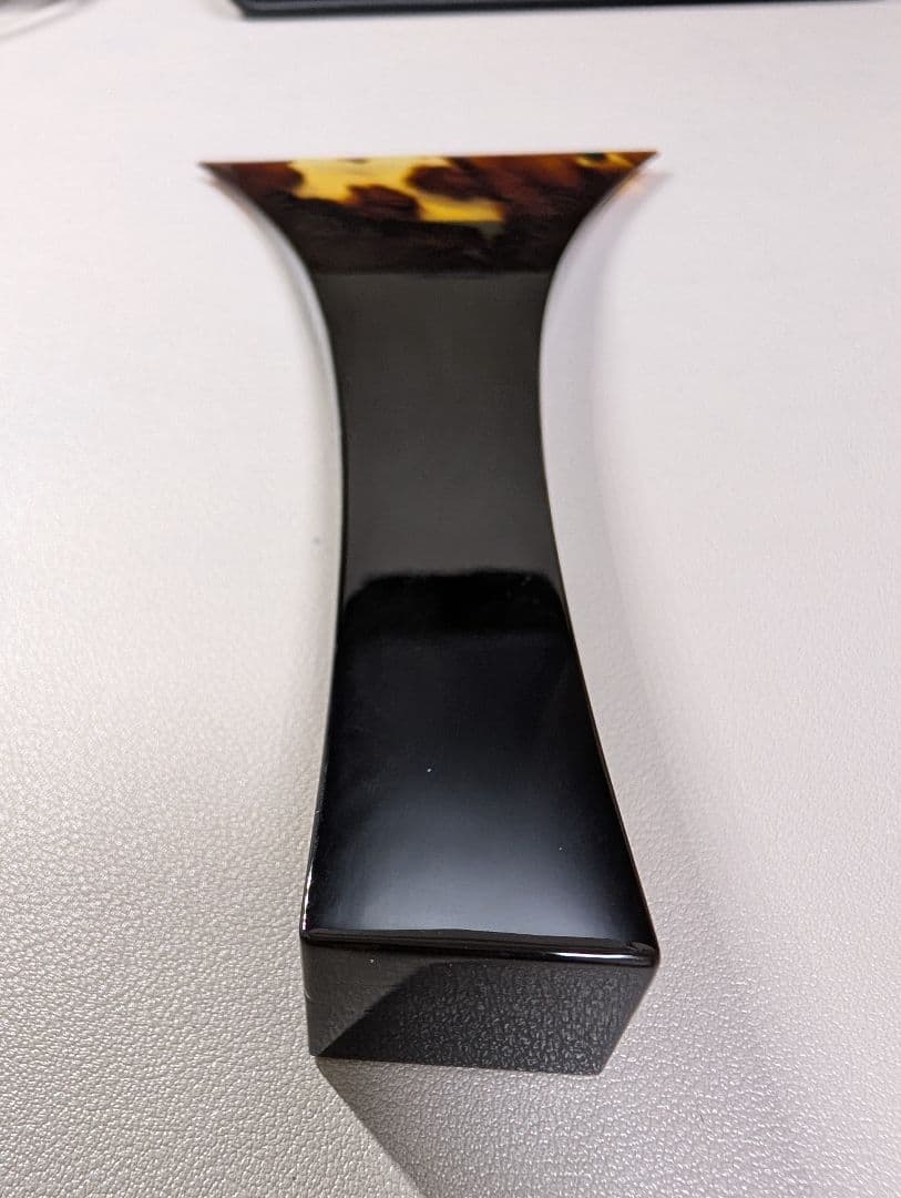 津軽三味線撥（バチ） 鼈甲張り合わせ　プラ台