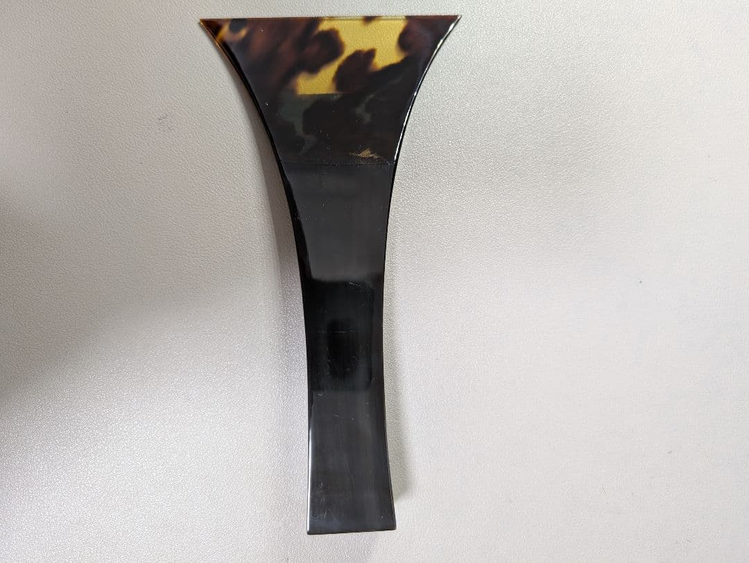 津軽三味線撥（バチ） 鼈甲張り合わせ　プラ台