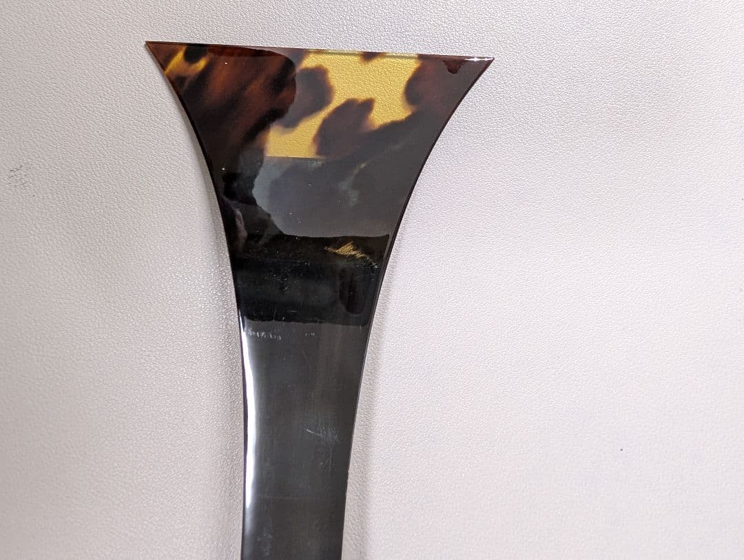 津軽三味線撥（バチ） 鼈甲張り合わせ　プラ台