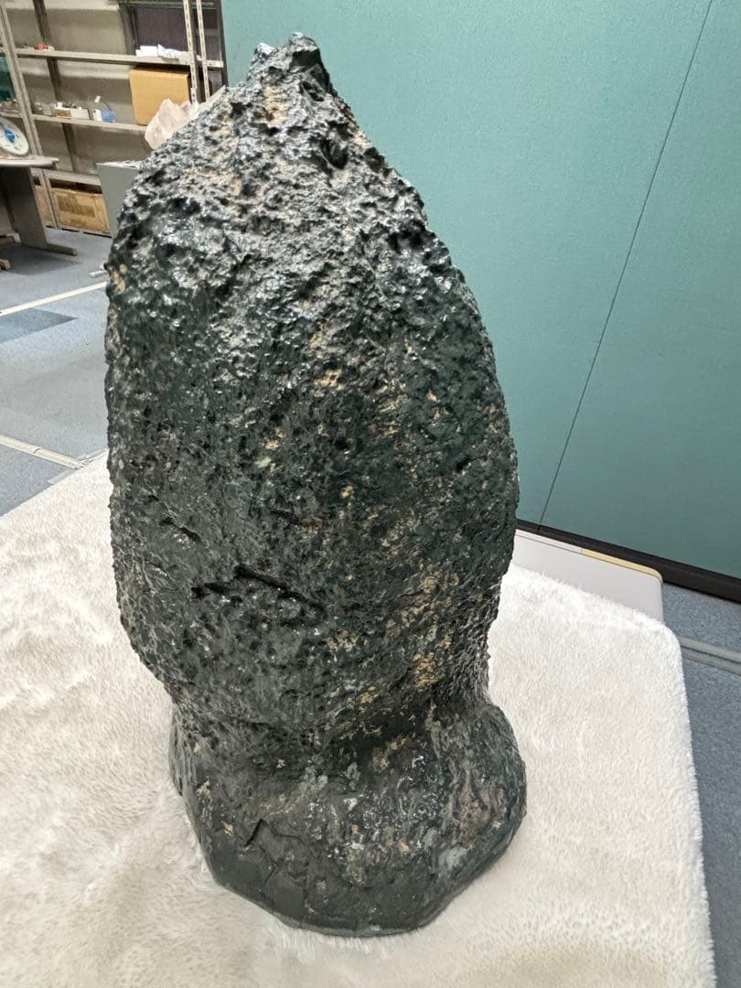 引き取り限定(大阪市)アメジストドーム置物