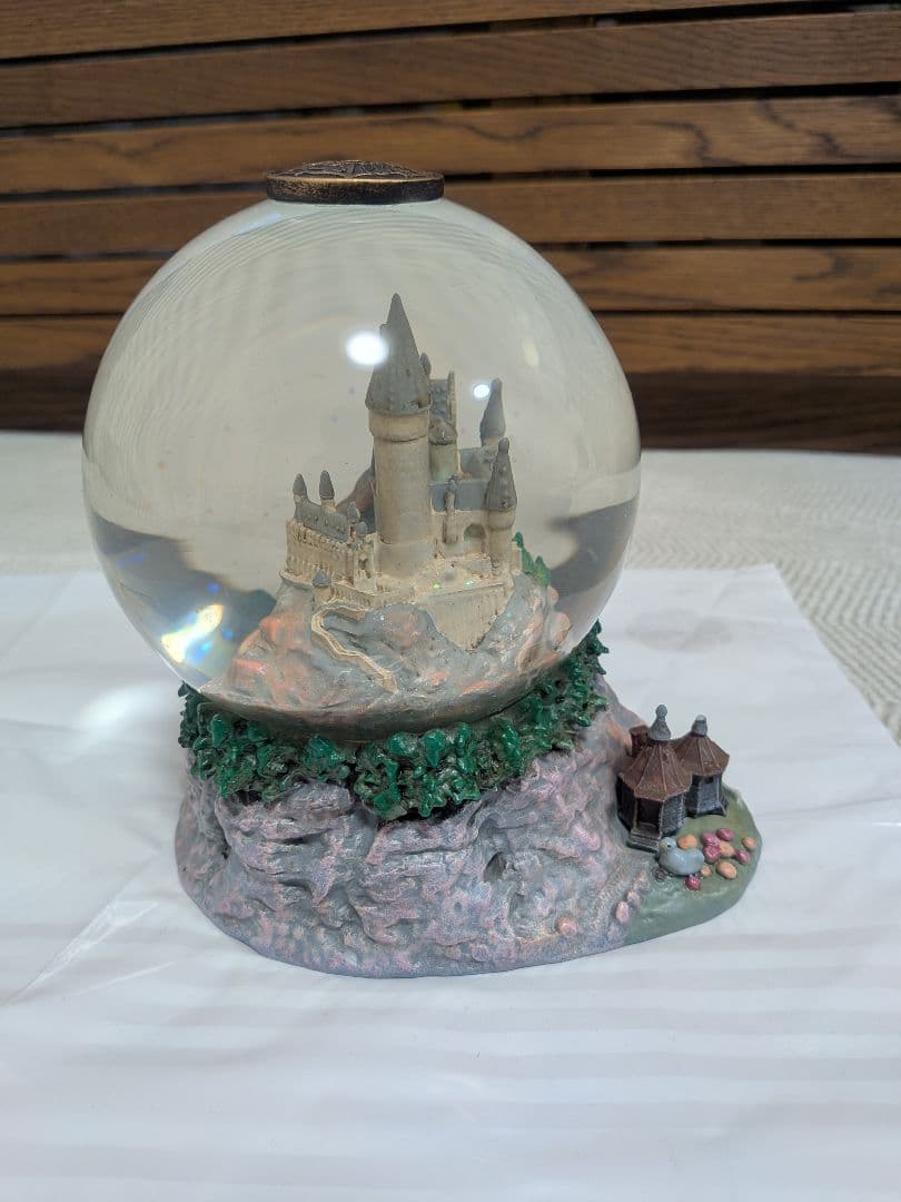 【極美品】ハリー・ポッター ホグワーツ魔法魔術学校 スノードーム
