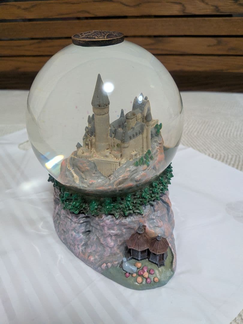 【極美品】ハリー・ポッター ホグワーツ魔法魔術学校 スノードーム