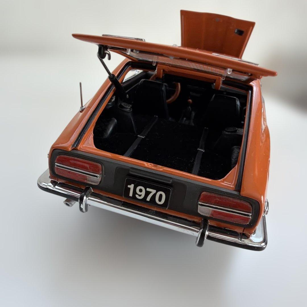 ダットサン240Z 1970年式 オレンジ 1/24スケール - メルカリ