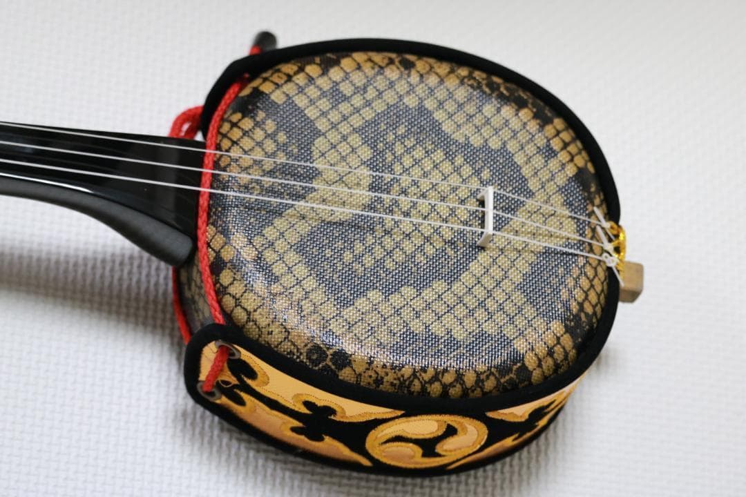 三線　沖縄三線初心者にもやさしいお得なシンプルセット　新品未使用