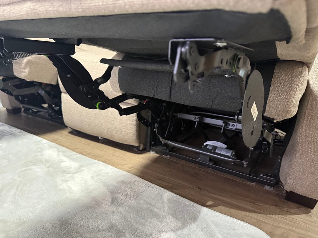 【からあげ】ニトリ Nビリーバー 電動リクライニングソファ 3人掛け