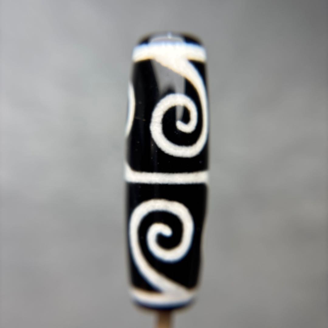 イチゴchan瑪瑙　白毫天珠　2-52