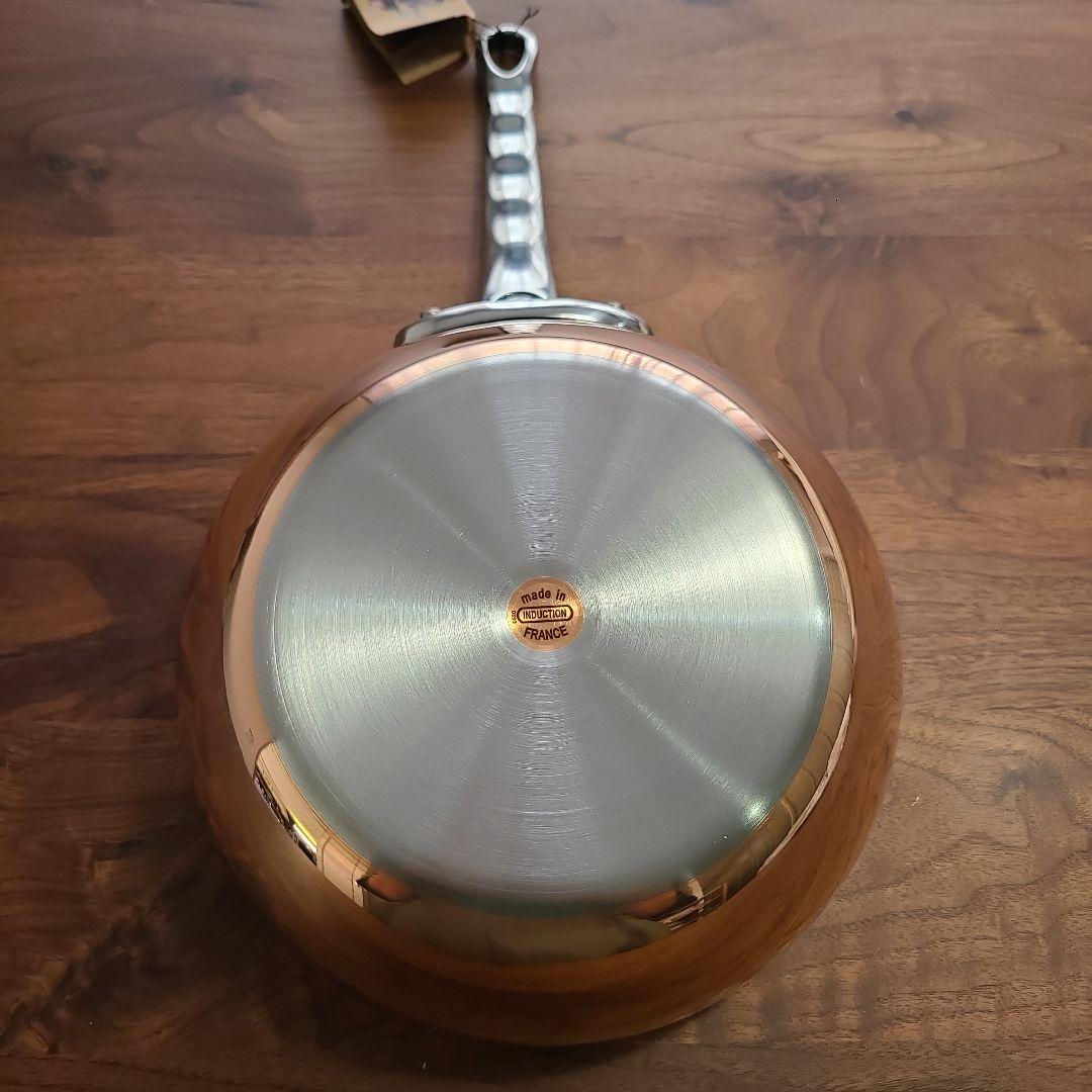 在庫僅少！】フランス製deBuyerIH対応20センチ銅ソテーパン蓋付