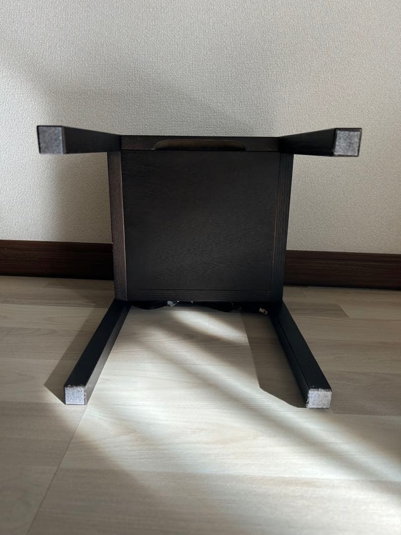 アマンド ナイトテーブル ベッドサイドテーブル 関家具 タモ材 ブラウン 高品質