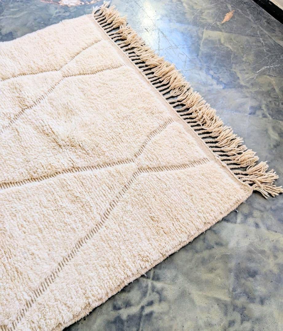 極上-モロッコホワイトベニワレン-No.15（157×238cm） - メルカリ