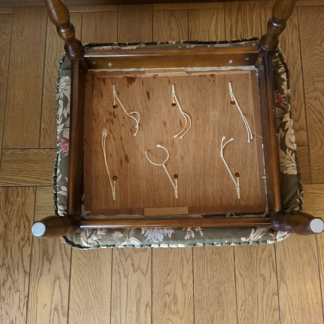 カリモク オットマン コロニアル 花柄 karimoku レトロ カフェ