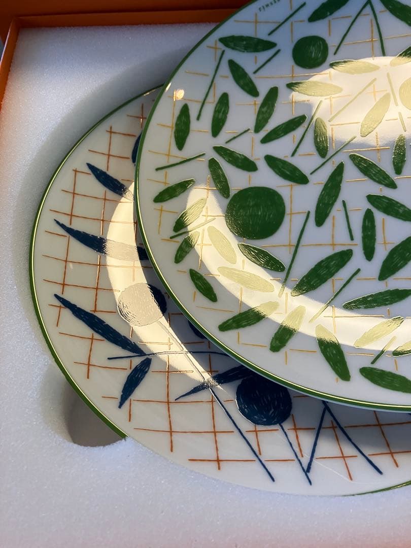 エルメス　A WALK IN THE GARDEN 皿 2枚セット（21センチ）