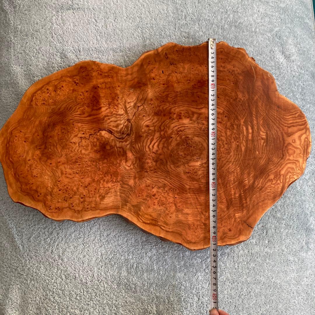 瘤杢目材　一枚板　鳥眼杢　座卓　高級テーブル　花台　トンカツ風