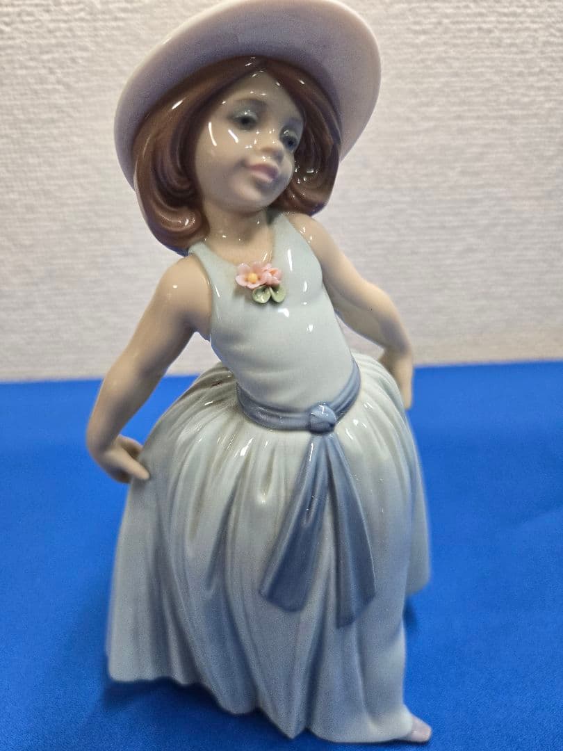 美品　リヤドロ 《可愛いロシータ》6275 フィギュリン　最終値下げ