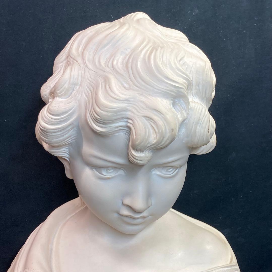 《ジュゼッペ・ペッシ》少女の胸像　白い陶器製　イタリア製