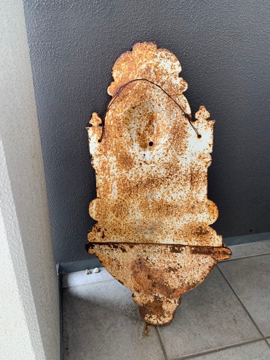 鉄製　ライオンモチーフ　オブジェ　置物