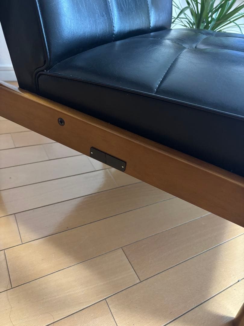 カリモク60 Kチェア1シーター スタンダードブラック