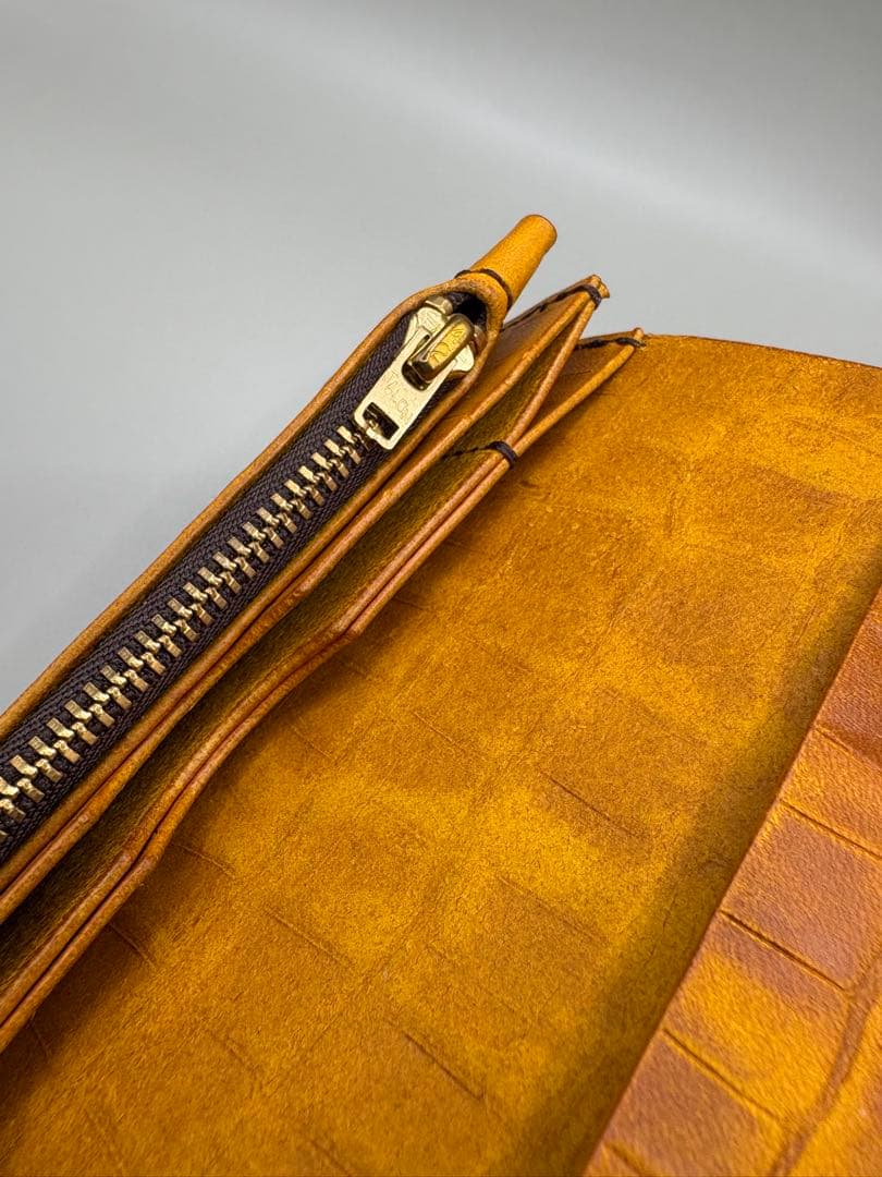 ミドルトラッカーウォレット　マルゴー (Virgilio社)