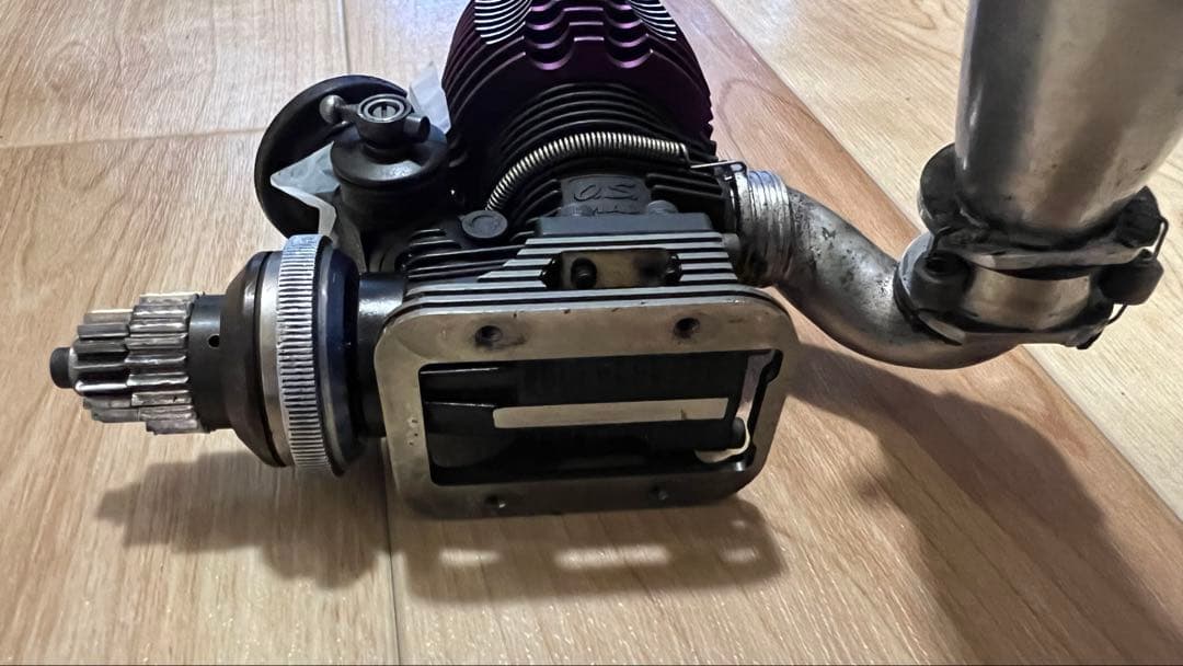 たしろひろかず様限定OS MAX 12TZエンジン、マフラー付き