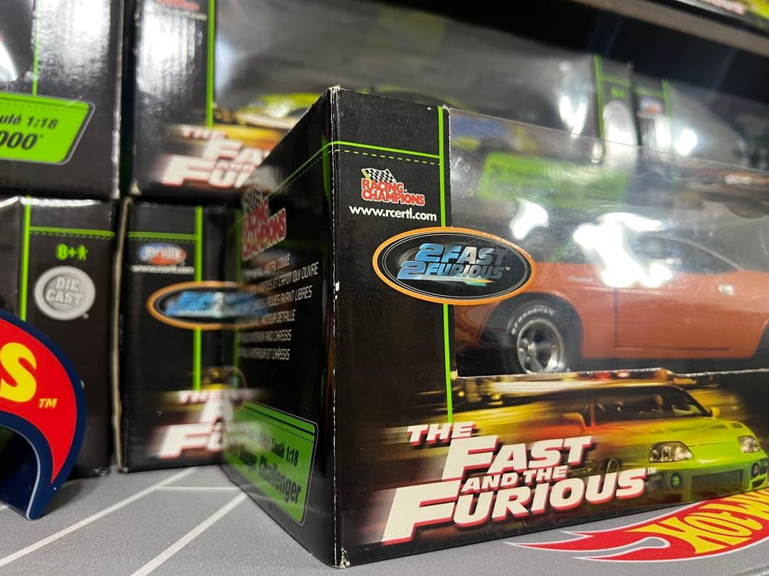 ミニカー FAST&FURIOUS Dodge Challenger 1/18