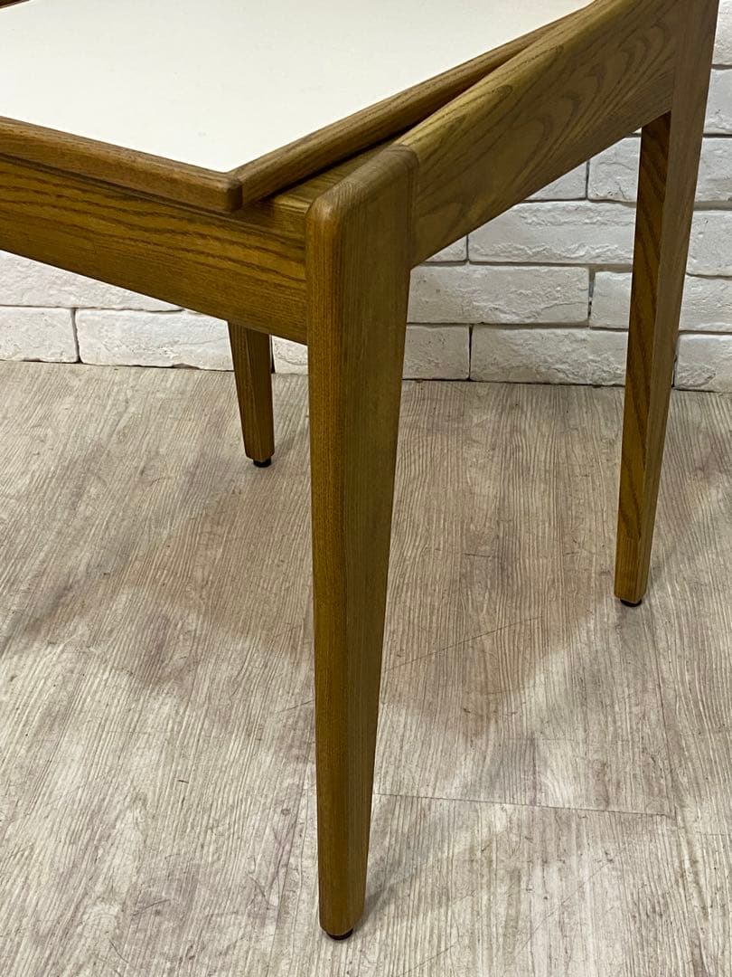 【mm】サイドテーブル　ナイト　小物棚　北欧　机　寝室　アメリカ