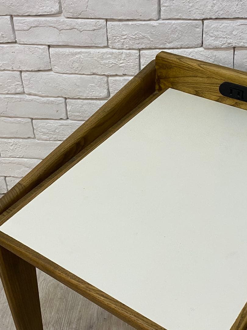 【mm】サイドテーブル　ナイト　小物棚　北欧　机　寝室　アメリカ