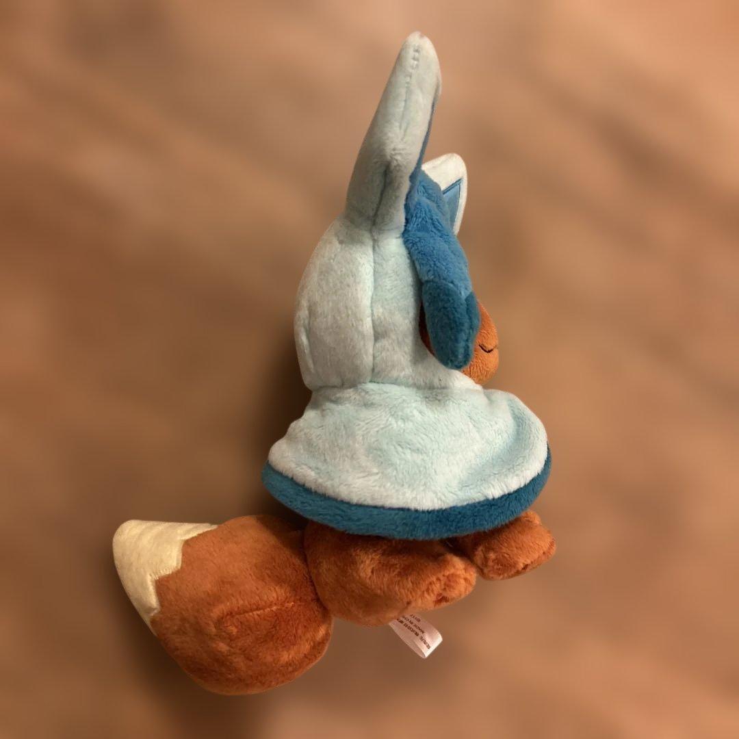 ポケモンセンター ぬいぐるみ 2017年 ポンチョを着たイーブイ　グレイシアのみ