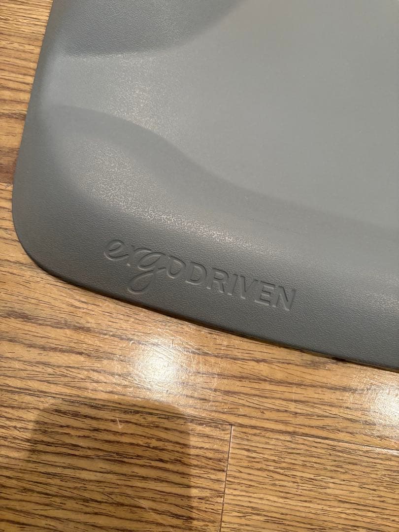 Topo Mini Ergodriven グレー スタンディングテーブルマット