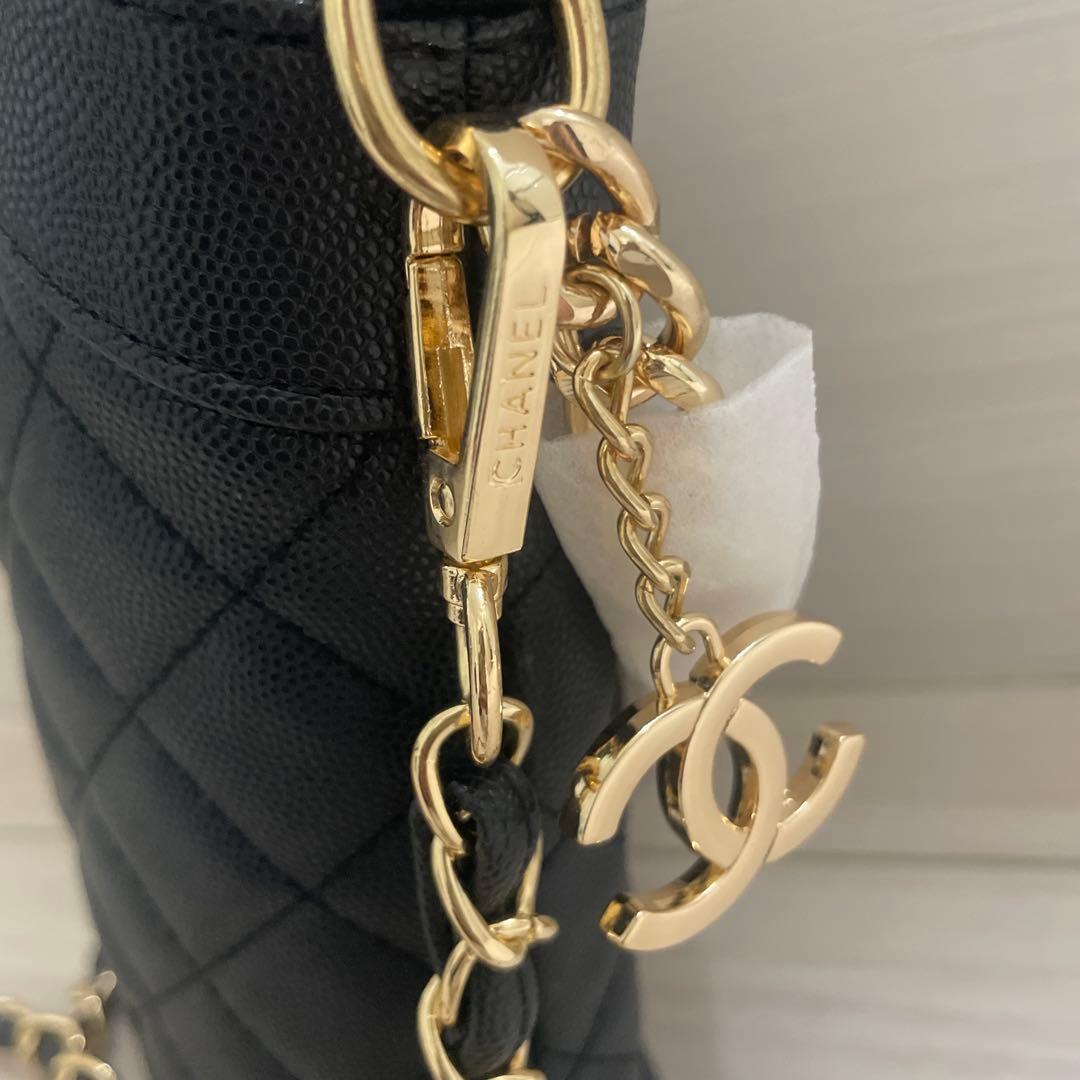 CHANEL ノベルティショルダーバッグ