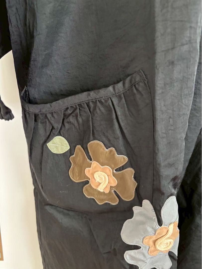 月末限定❗️belpaci ベルパーチ　さえら　花モチーフ　割烹着　エプロン