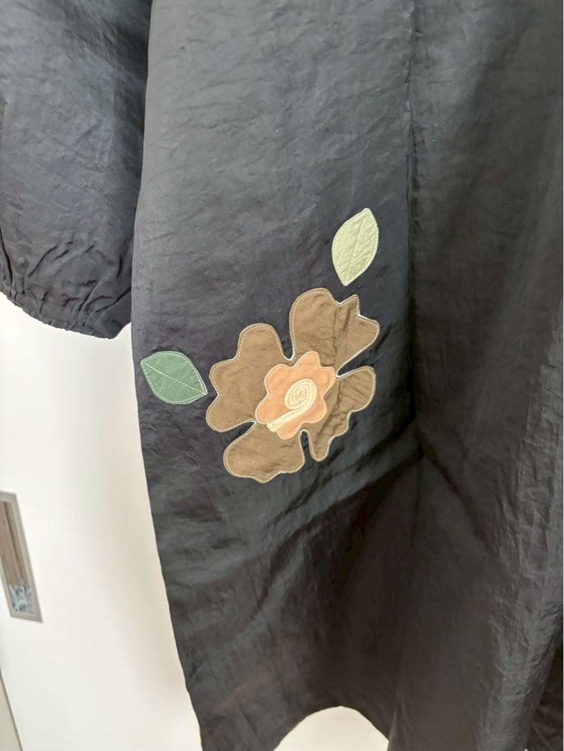 月末限定❗️belpaci ベルパーチ　さえら　花モチーフ　割烹着　エプロン