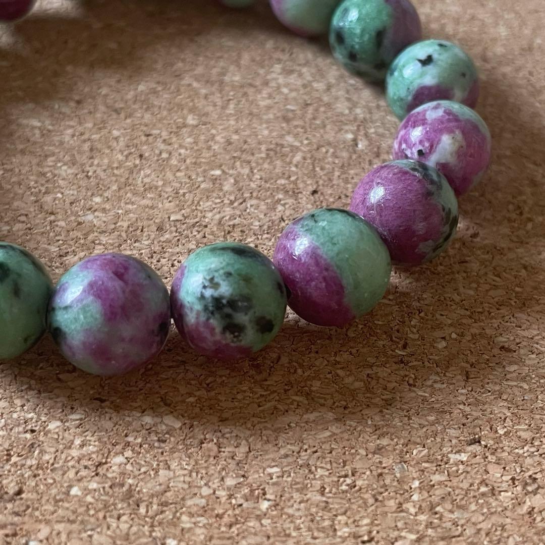 【ナイジェリア産】ルビーインゾイサイト 10.5㎜ 天然石 ブレスレット 16㎝