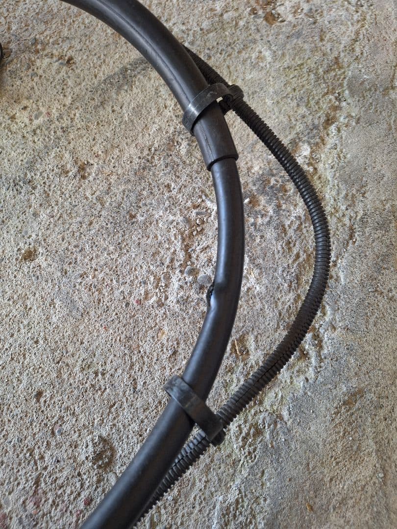 中古ゼノア　背負い草刈機　BKZ275　現行機　(付属品、チップソー1枚おまけ)