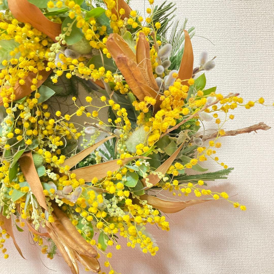 ミモザラウンドリース　ウバユリ＆ギンメヤナギ